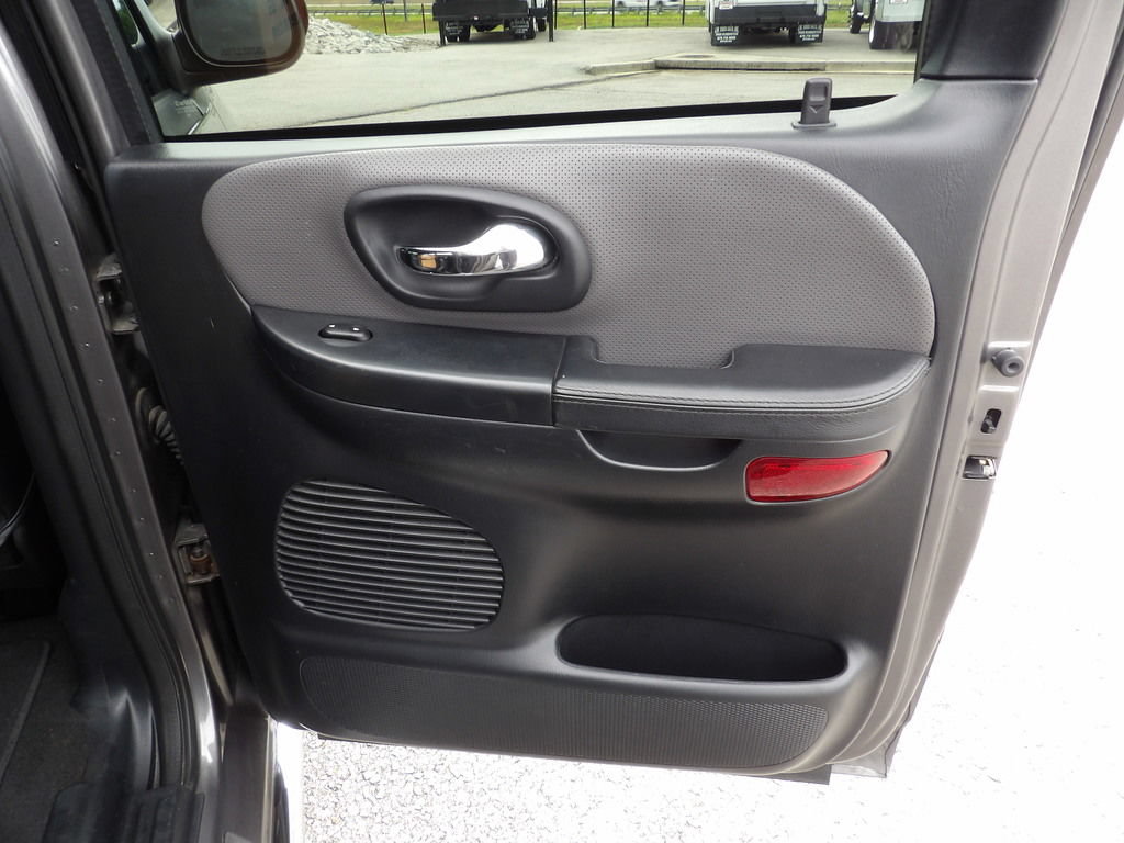 Used 2002 Ford F150 Harley-Davidson RWD image 35