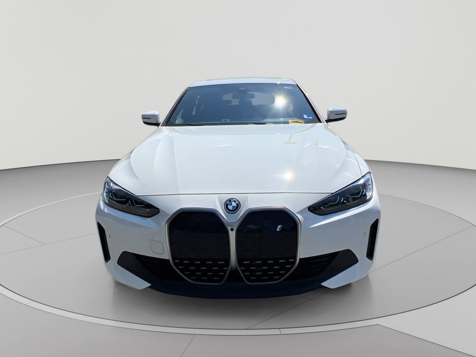 Used 2023 BMW i4 eDrive40 w/ Premium Package RWD image 8