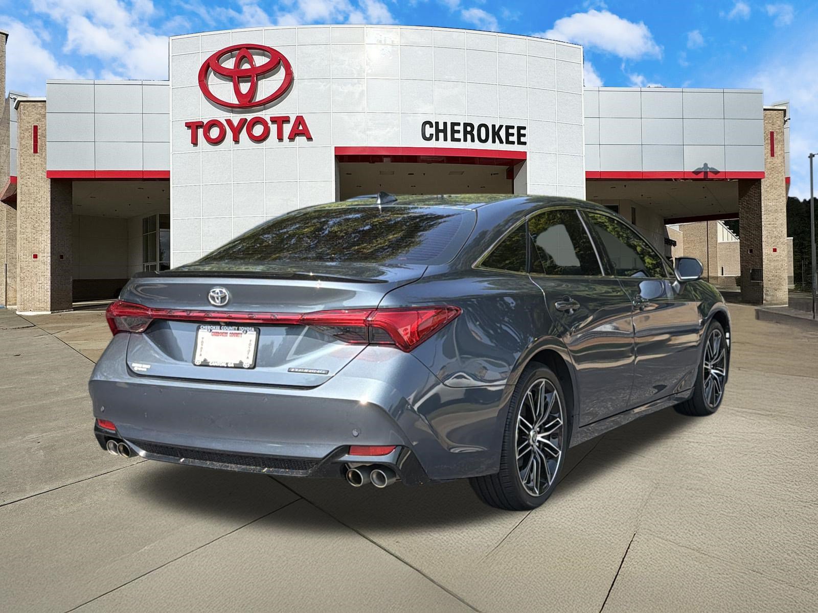 Used 2022 Toyota Avalon Touring w/ Advanced Safety Package FWD image 5