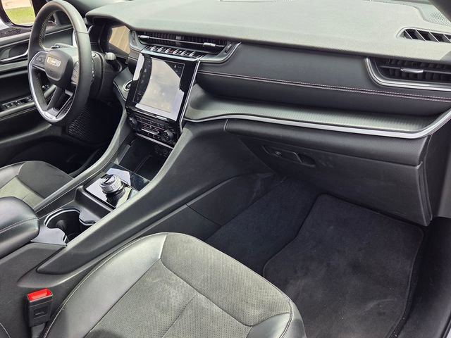 Certified 2024 Jeep Grand Cherokee Altitude image 14