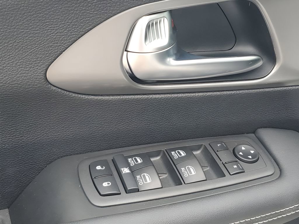 New 2026 Chrysler Voyager LX image 44