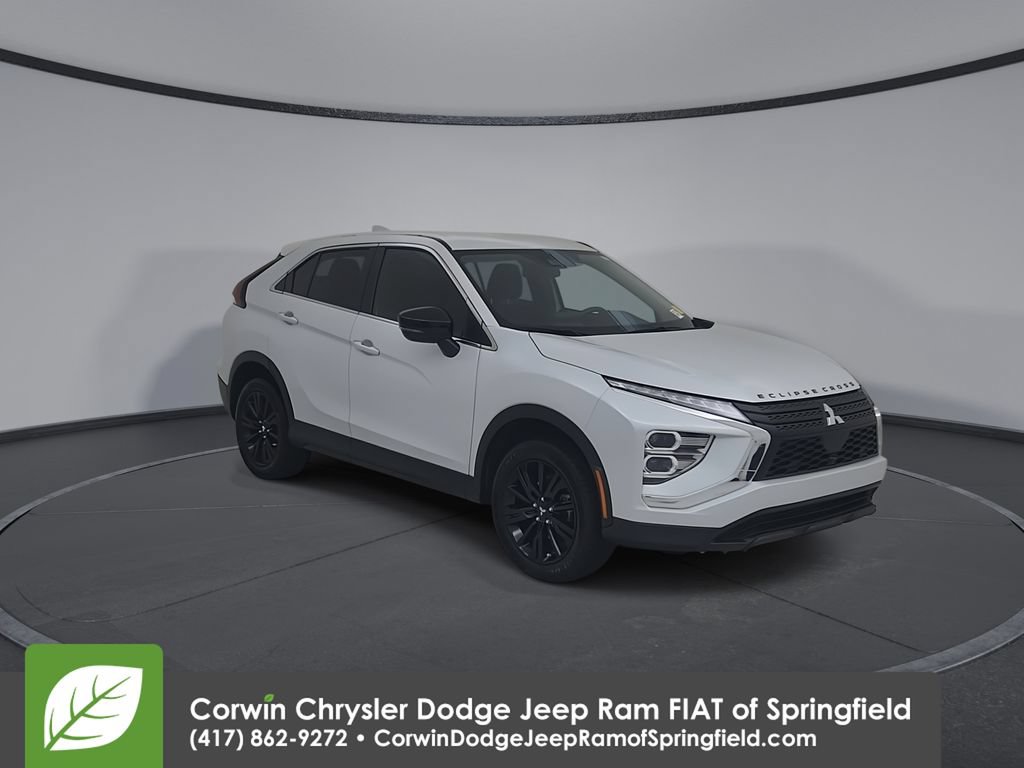 Used 2023 Mitsubishi Eclipse Cross LE AWD/4WD image 3