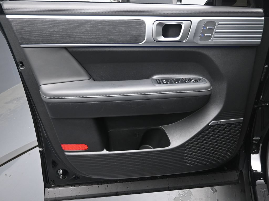 Used 2024 Hyundai Santa Fe Limited FWD image 20