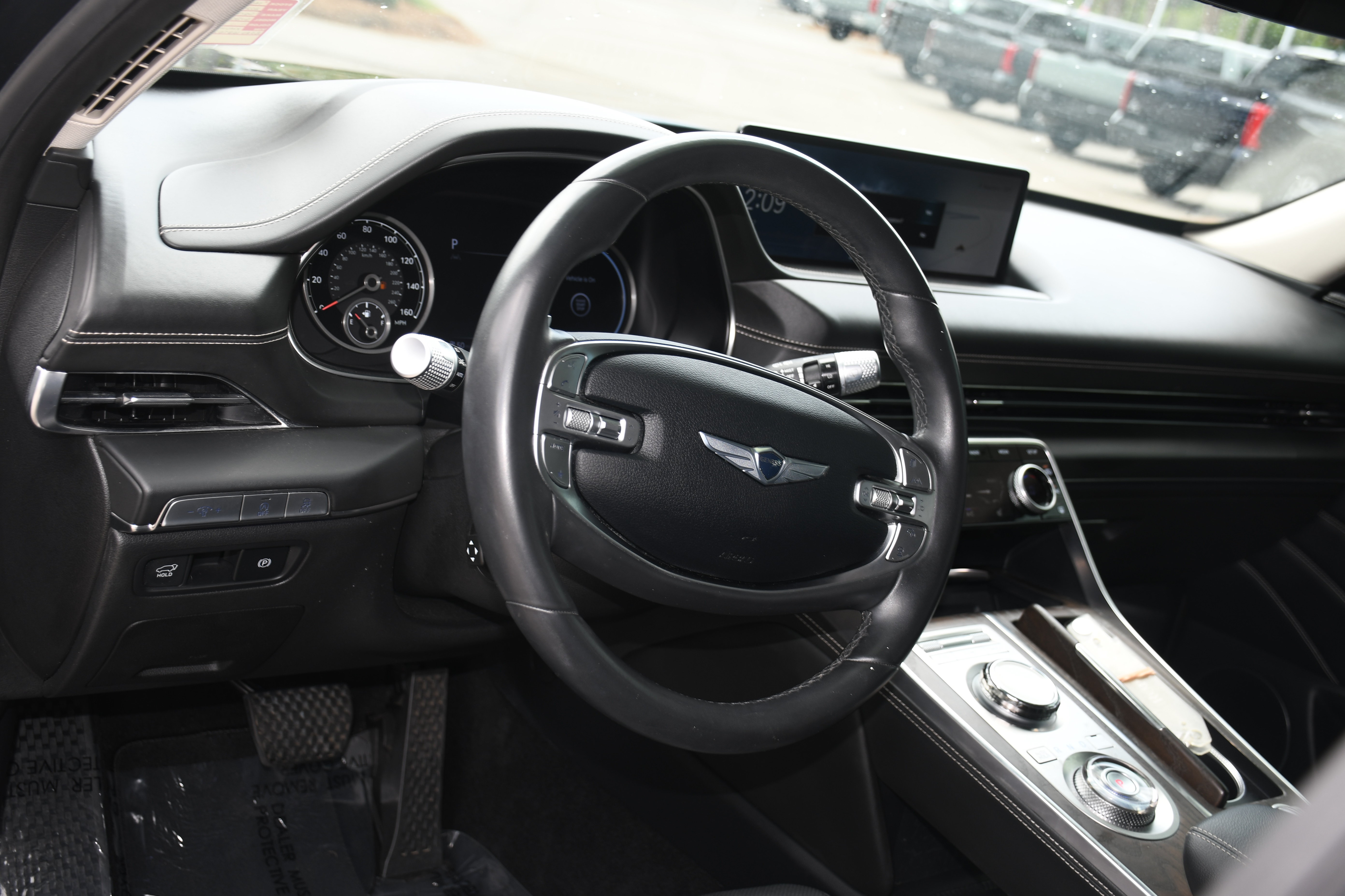 Used 2024 Genesis GV80 2.5T AWD/4WD image 8