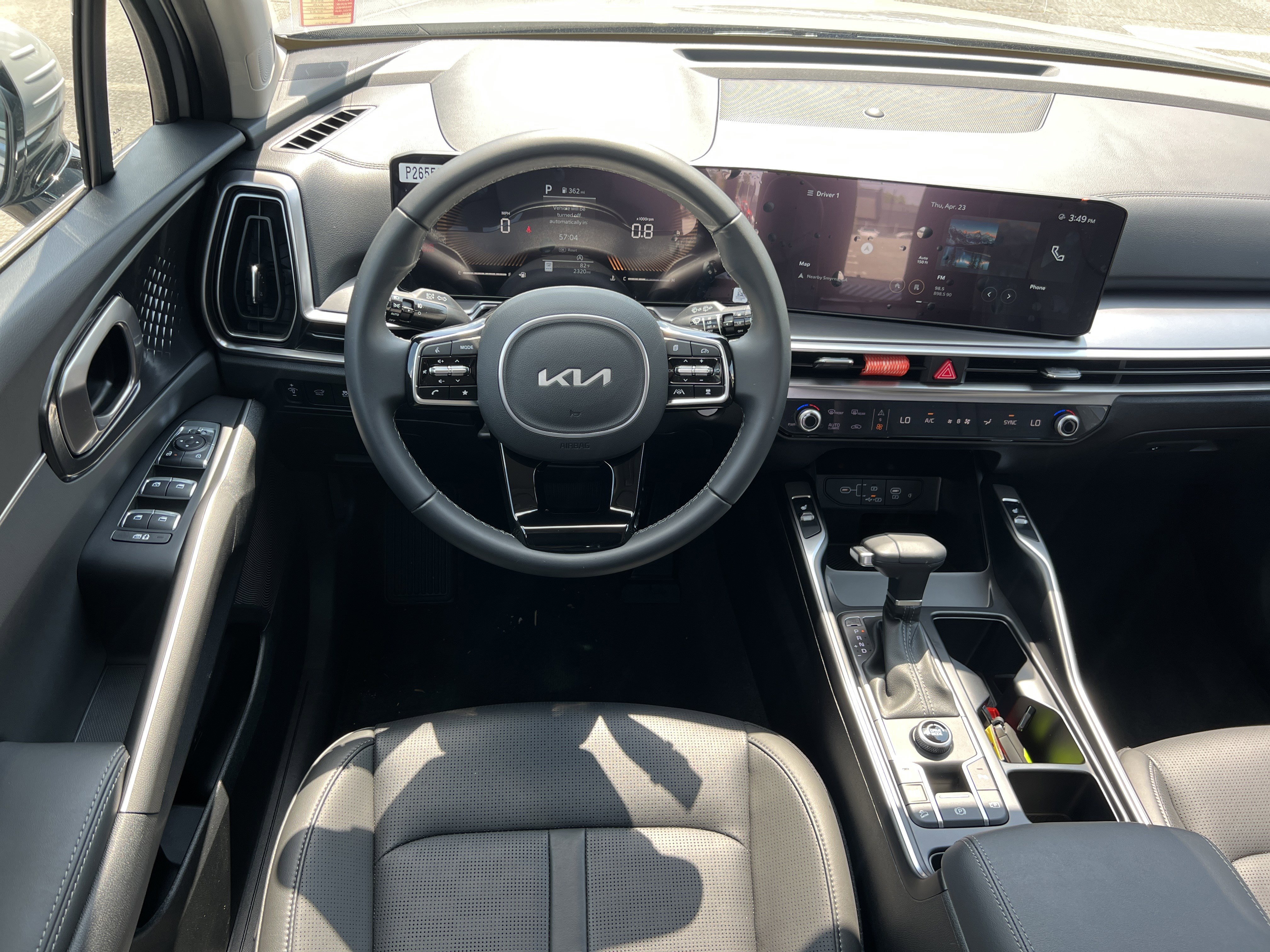 Used 2025 Kia Sorento EX w/ Panoramic Sunroof Package FWD image 23