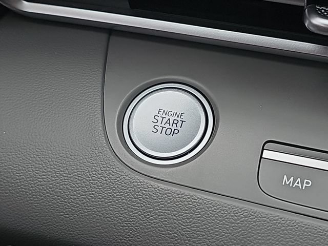 Used 2023 Hyundai Elantra SEL w/ Convenience Package FWD image 30