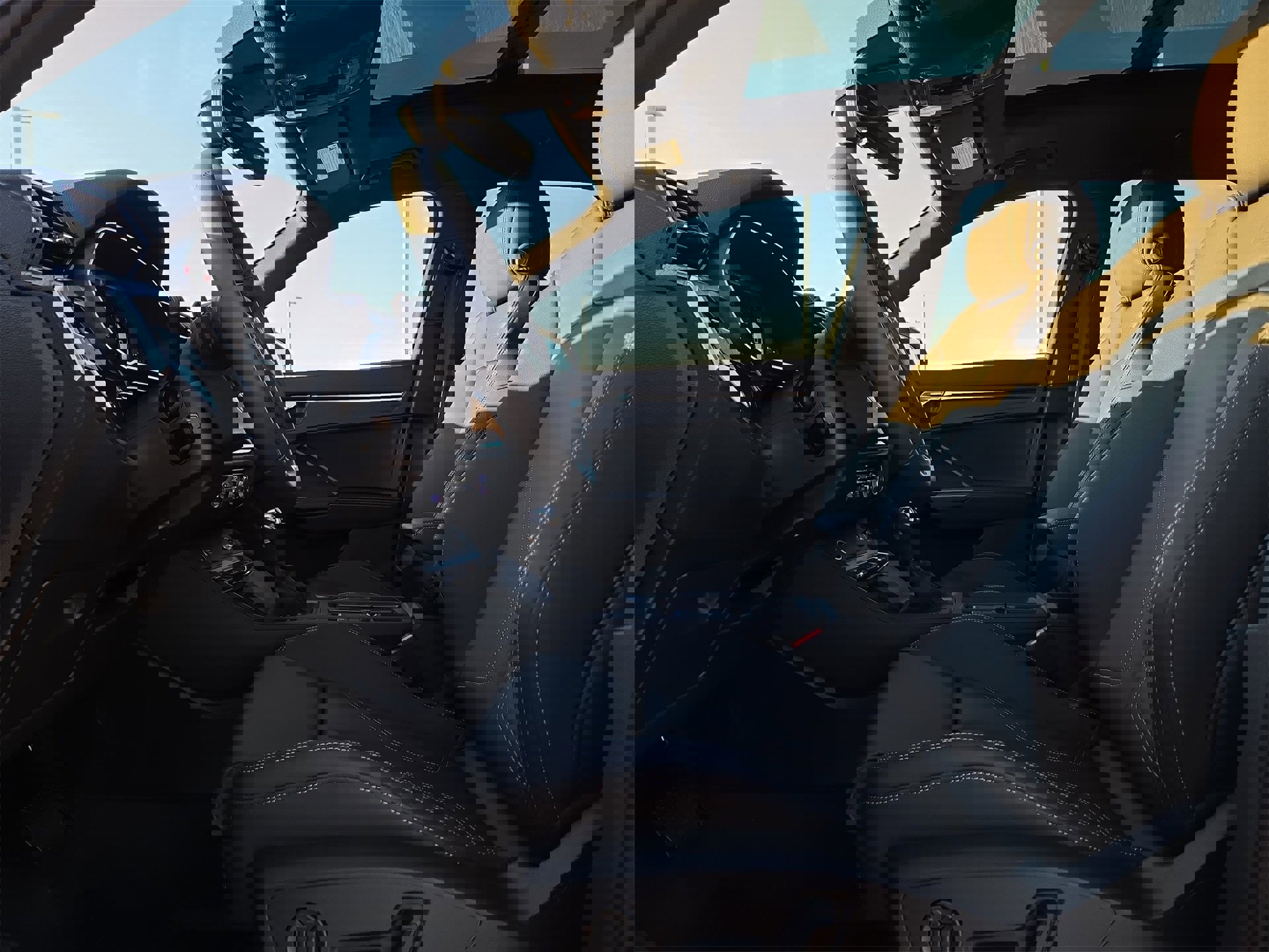 New 2025 Audi Q3 2.0T Premium image 16