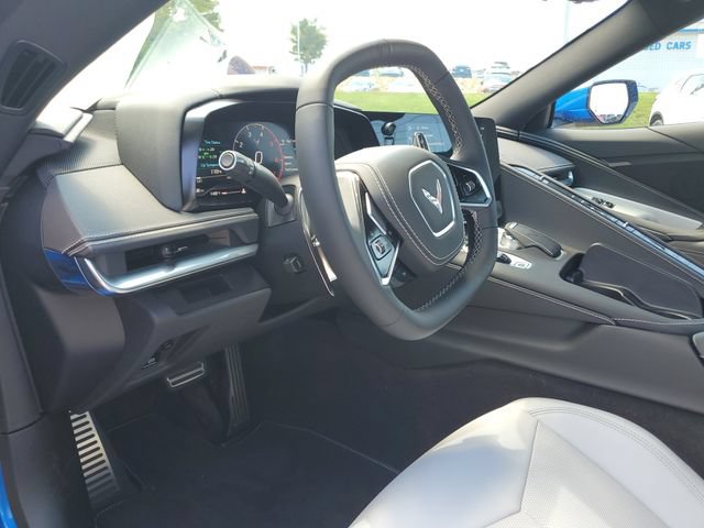 Used 2025 Chevrolet Corvette Stingray Convertible w/ 1LT RWD image 28