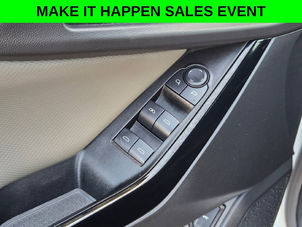 Used 2025 Chevrolet Equinox LT w/ Convenience Package II FWD image 12