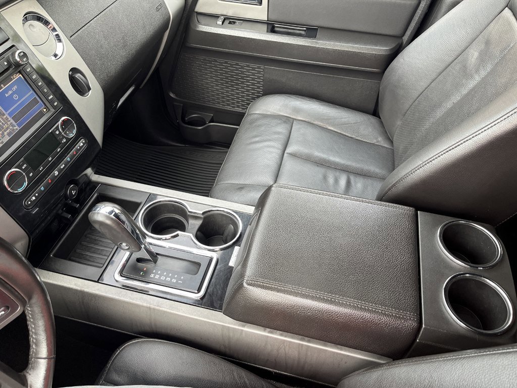Used 2013 Ford Expedition EL Limited image 19