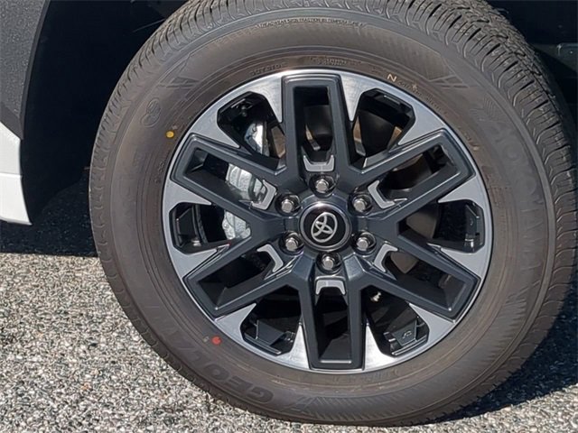 New 2025 Toyota Tundra Limited image 11