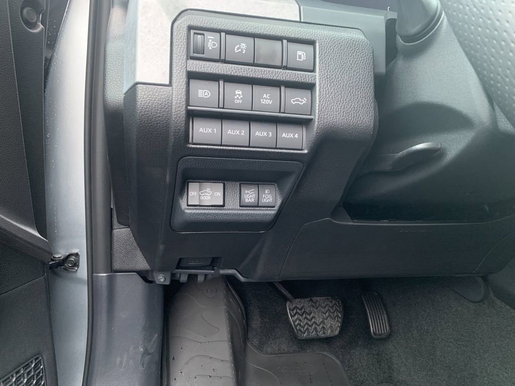New 2025 Toyota Tacoma Trailhunter image 31