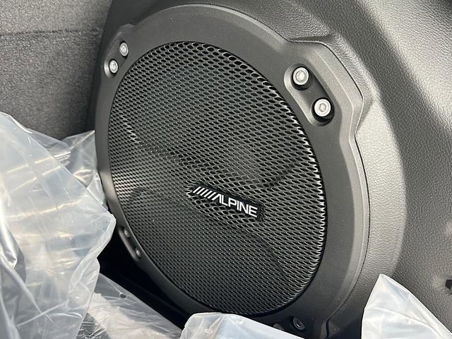 New 2026 Jeep Wrangler Unlimited Rubicon w/ Xtreme 35 Tire Package image 14