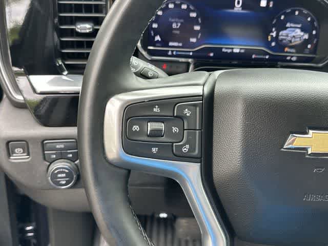 Used 2023 Chevrolet Silverado 1500 LT AWD/4WD image 21