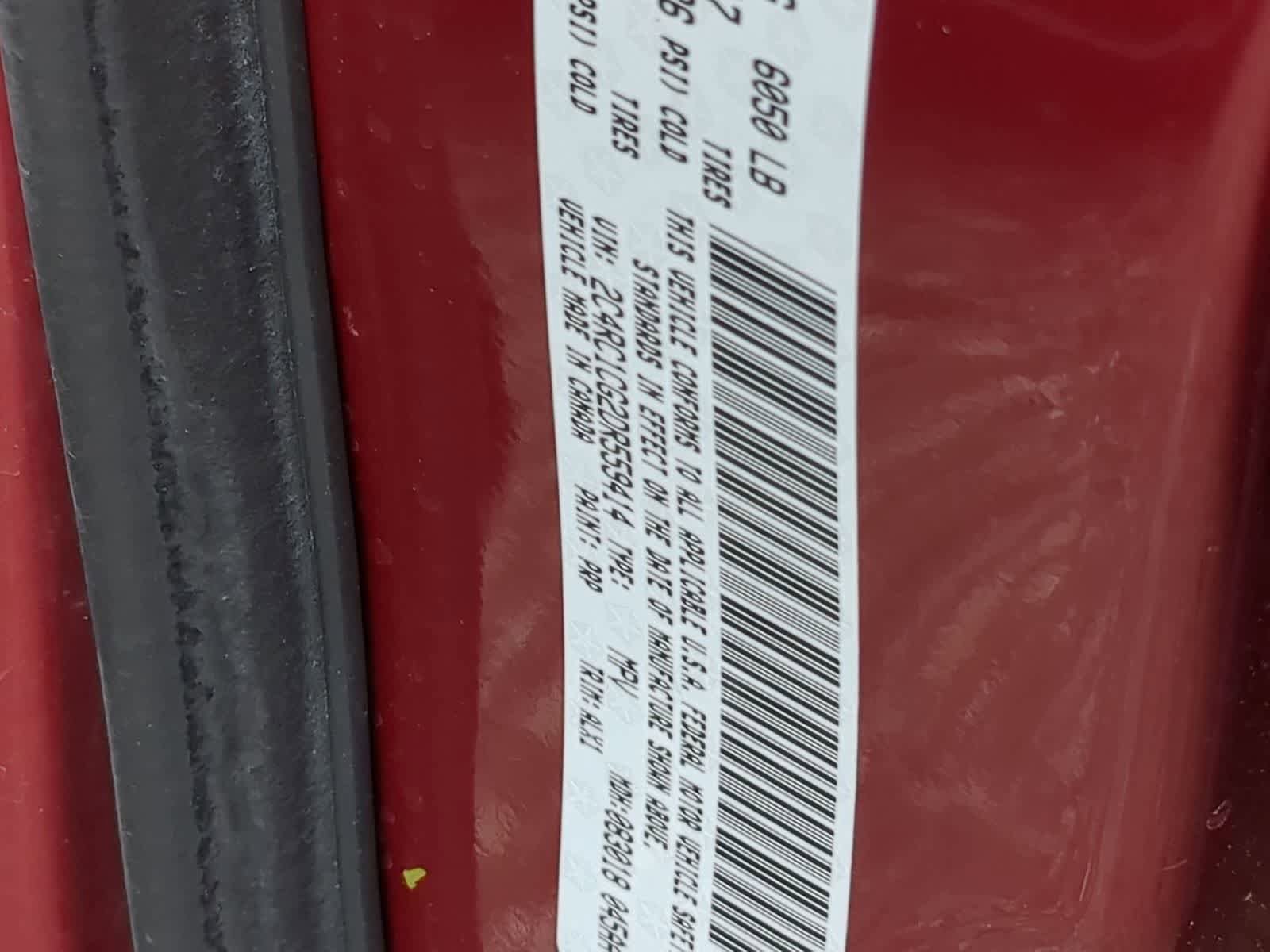 Used 2013 Chrysler Town & Country Touring-L FWD image 33