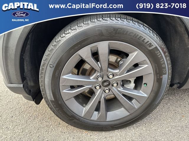 Certified 2023 Ford Explorer XLT w/ Equipment Group 202A image 12