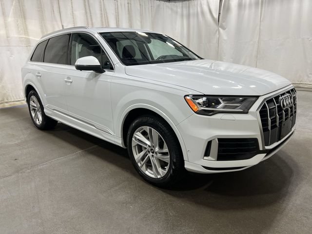 Used 2023 Audi Q7 3.0T Premium Plus AWD/4WD image 4
