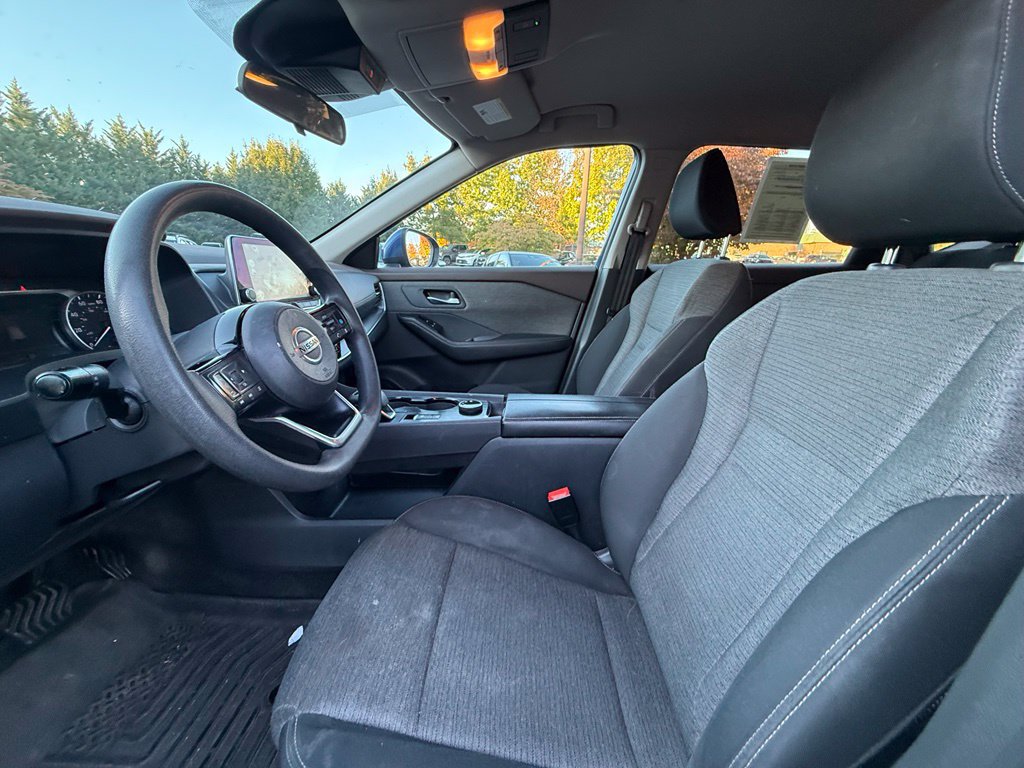Used 2021 Nissan Rogue SV AWD/4WD image 9