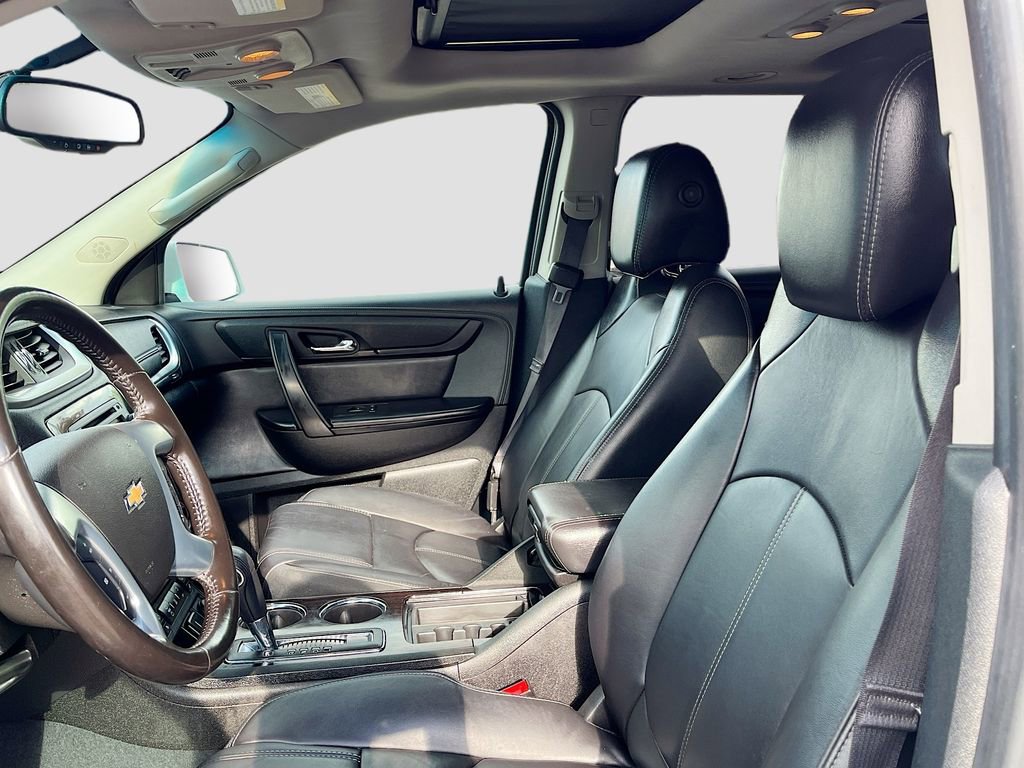 Used 2017 Chevrolet Traverse LT AWD/4WD image 21