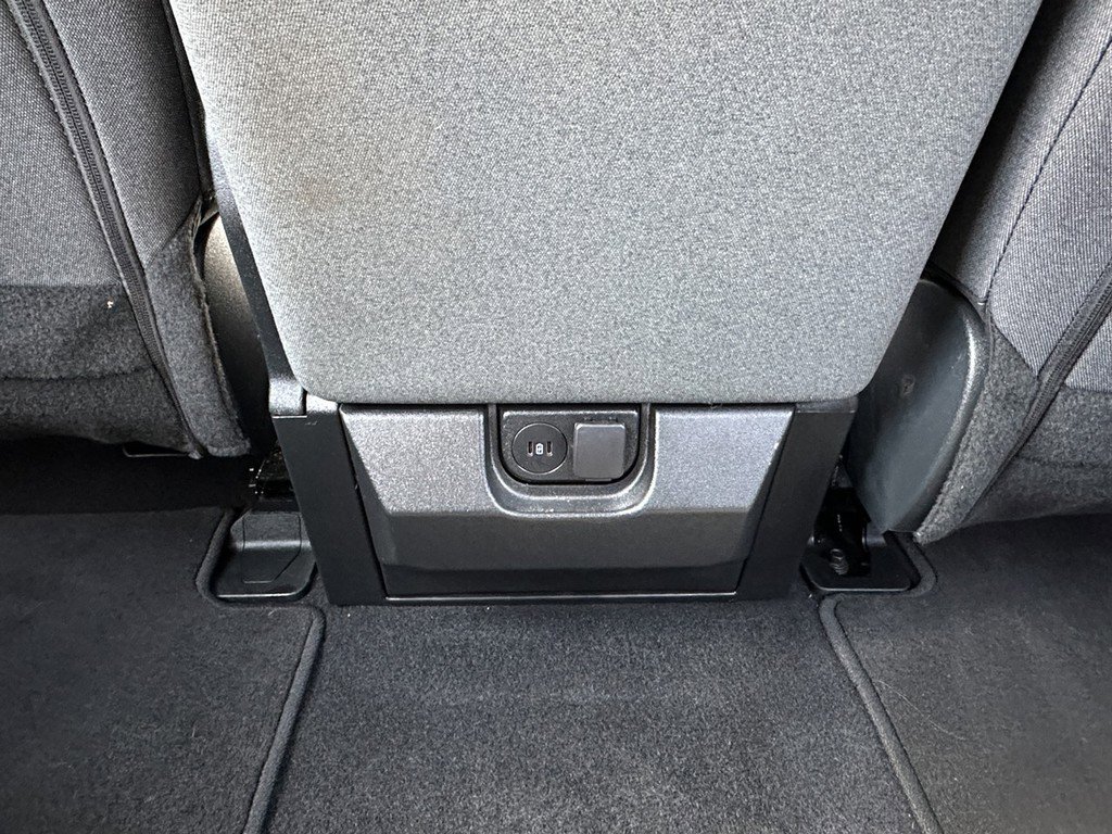 Used 2025 Ford F150 XLT w/ Equipment Group 301A Standard image 11