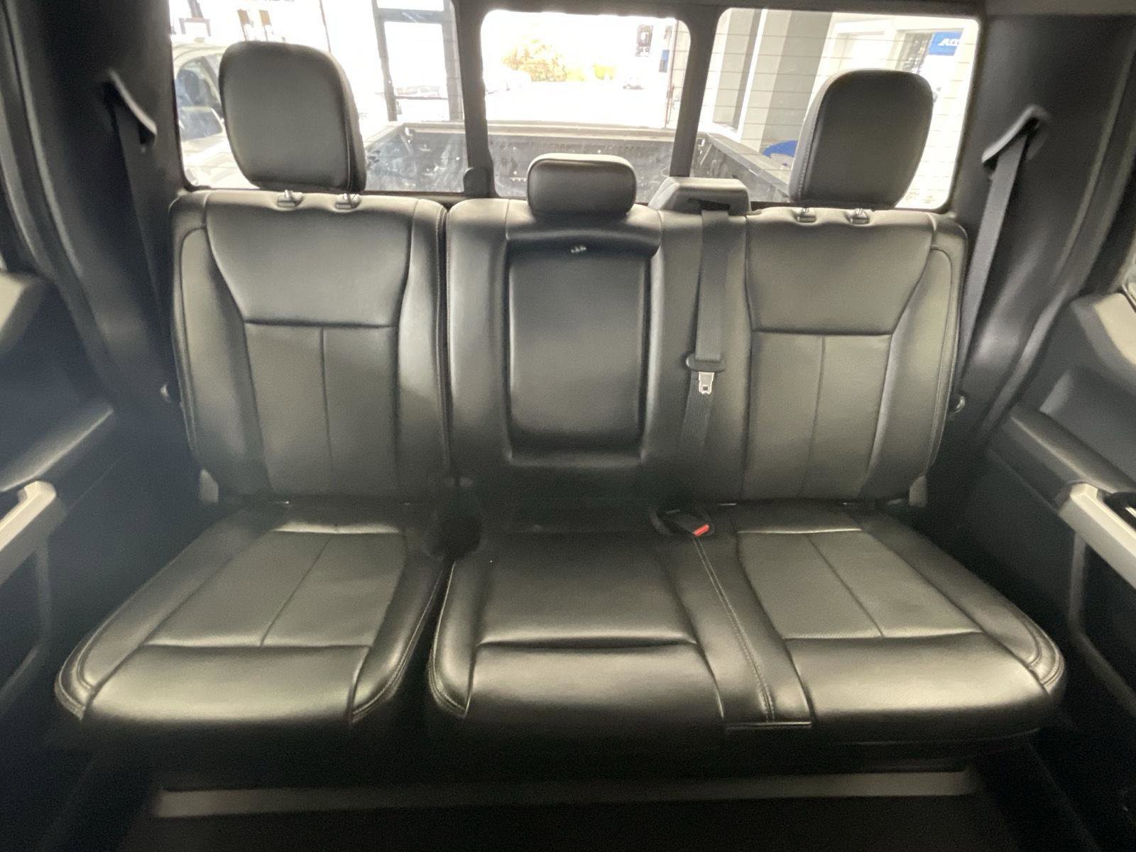 Used 2021 Ford F250 Lariat w/ Chrome Package image 24