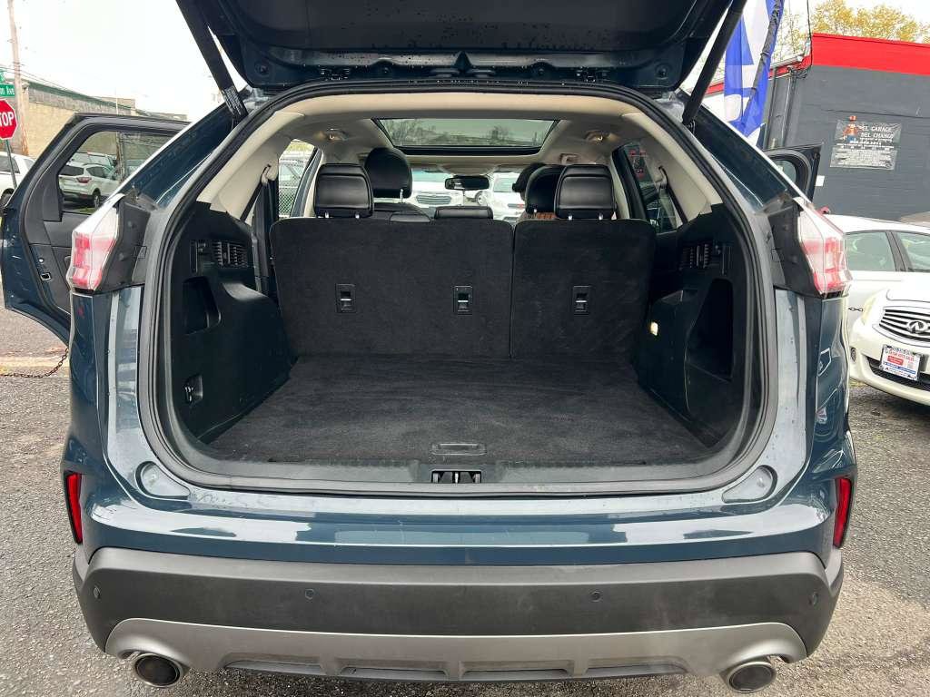 Used 2019 Ford Edge SEL w/ Equipment Group 201A AWD/4WD image 23