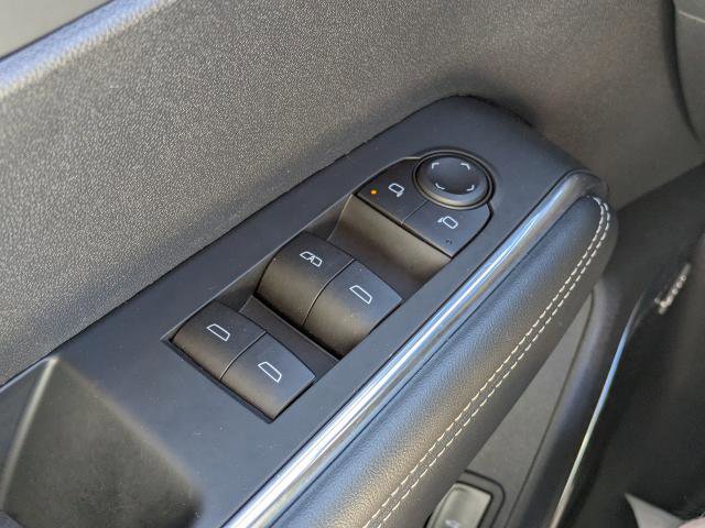 Used 2025 GMC Acadia Elevation image 28