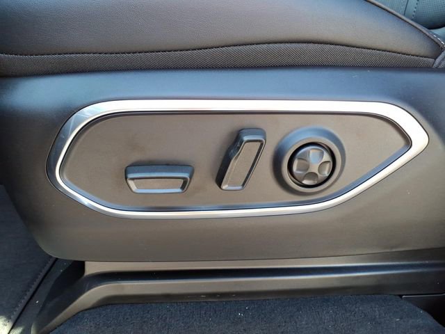 New 2026 Jeep Grand Wagoneer Limited AWD/4WD image 15