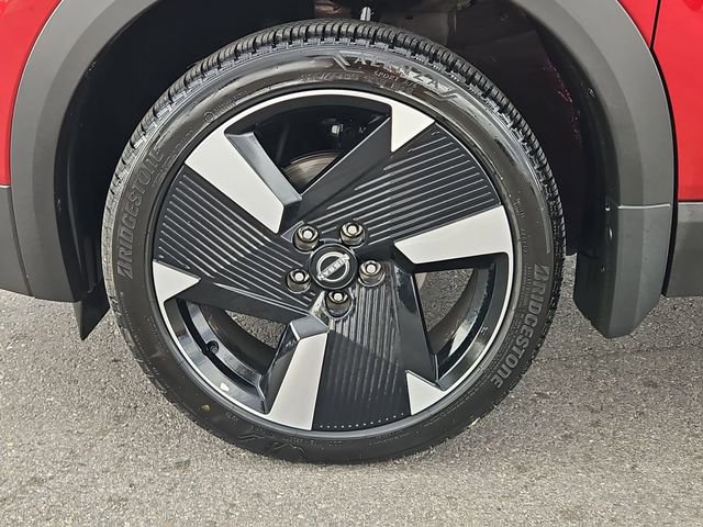 Used 2025 Nissan Kicks SR FWD image 10