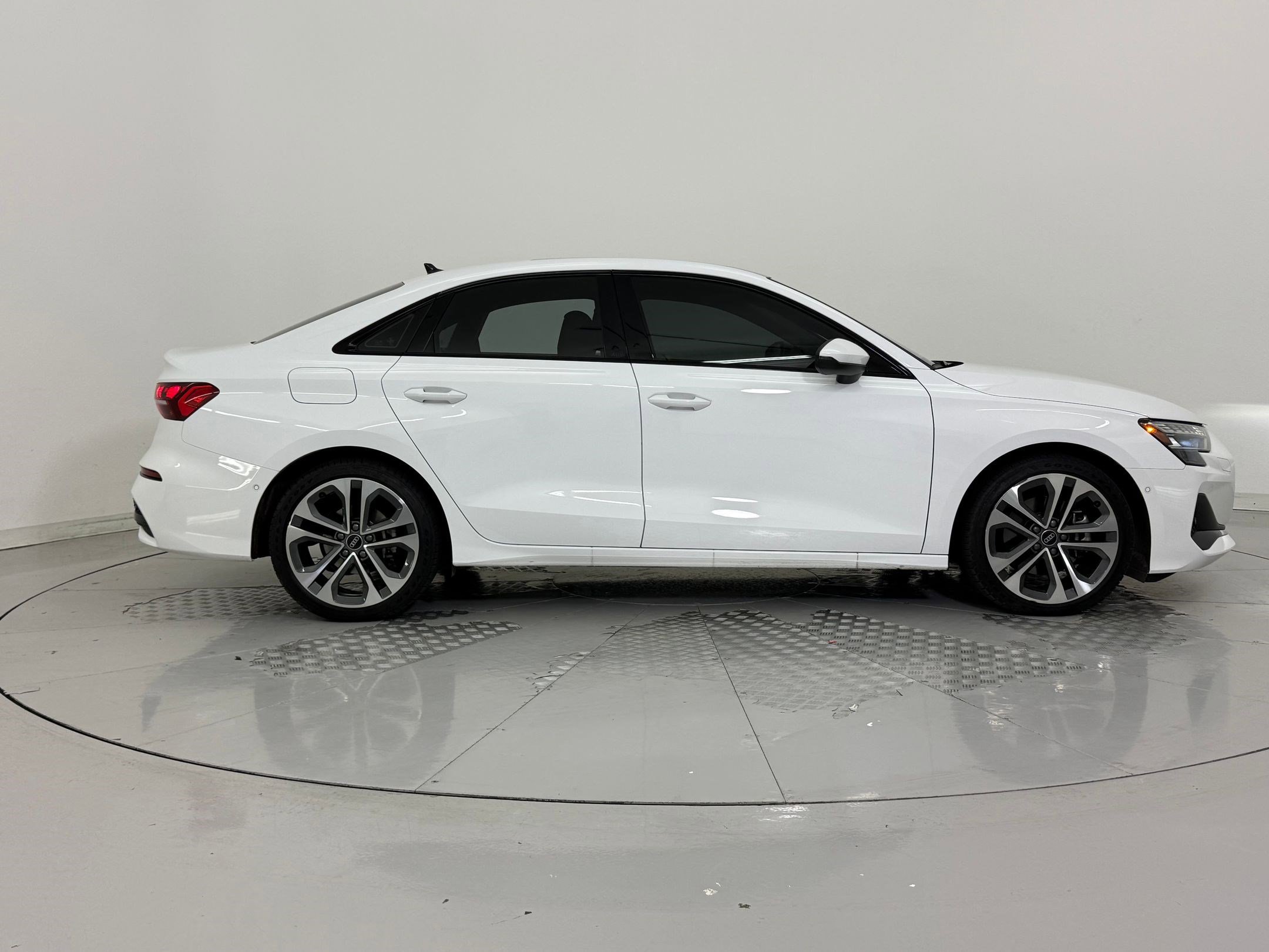 Certified 2025 Audi A3 2.0T Premium Plus w/ Premium Plus Package image 8