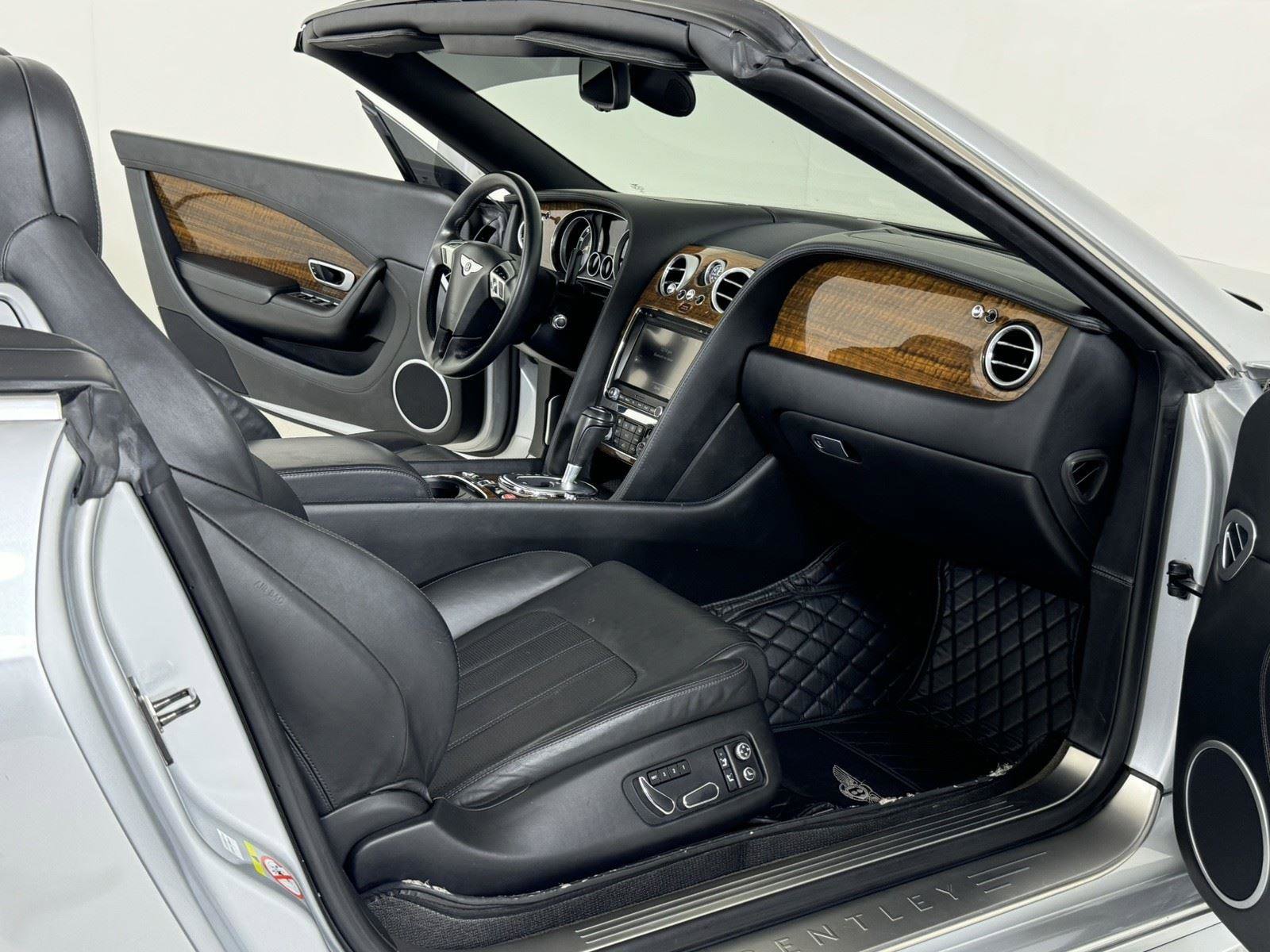 Used 2013 Bentley Continental GT image 27