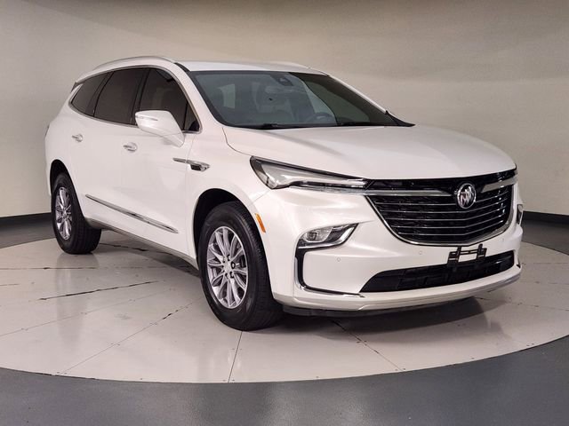 Used 2022 Buick Enclave Essence w/ Trailering Package, 5000 lbs. FWD image 7