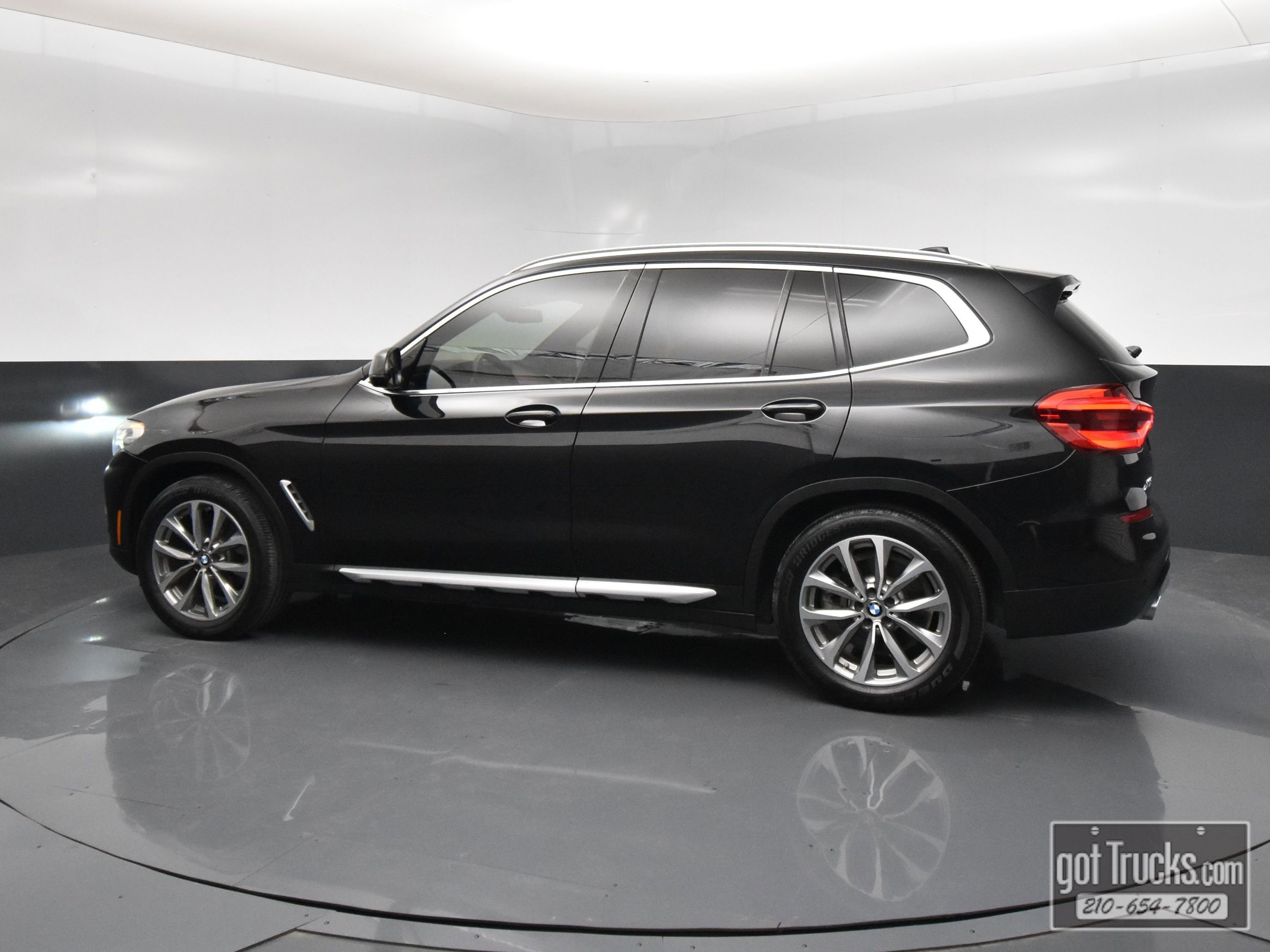 Used 2019 BMW X3 xDrive30i w/ Convenience Package AWD/4WD image 3