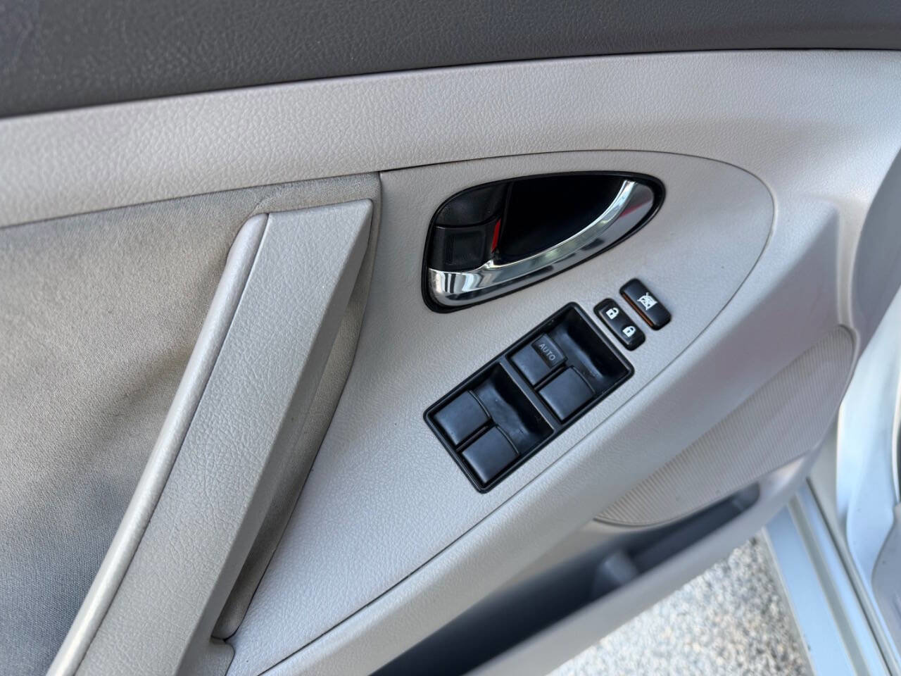 Used 2007 Toyota Camry LE FWD image 24