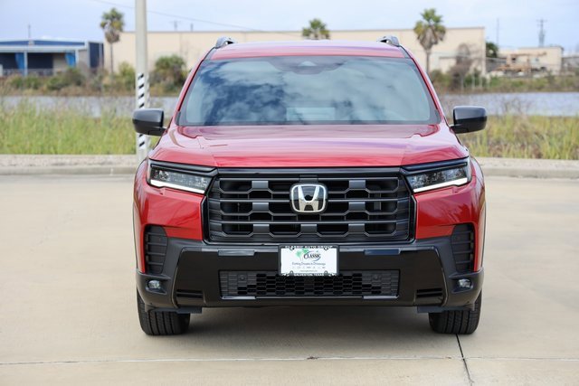 New 2026 Honda Pilot Sport image 2