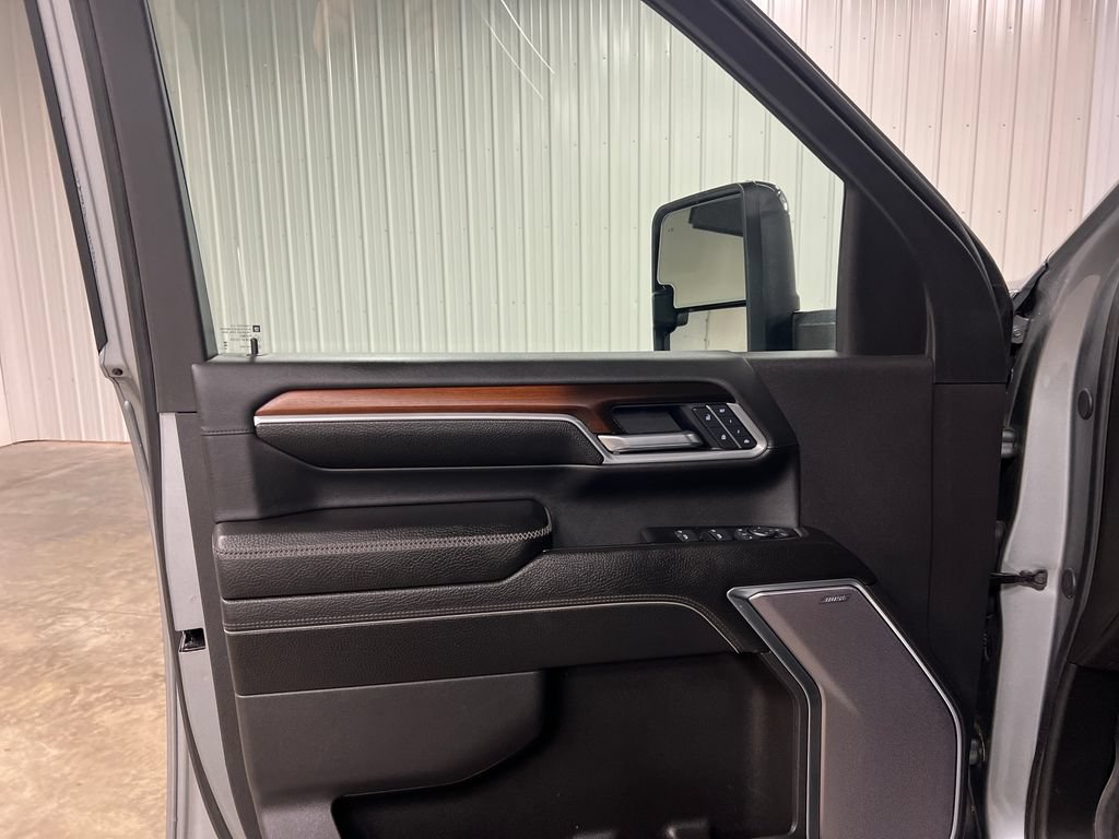 Certified 2025 GMC Sierra 2500 Denali w/ Denali Reserve Package AWD/4WD image 15