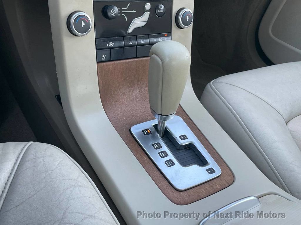 Used 2008 Volvo S80 3.2 image 16