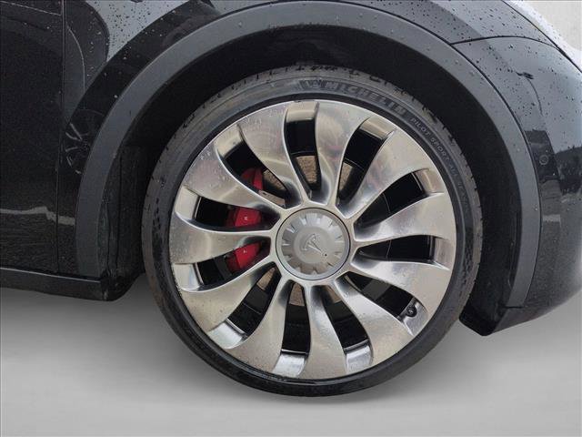 Used 2022 Tesla Model Y Performance image 15