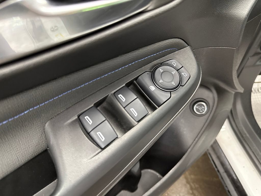 Used 2024 Buick Envista Sport Touring w/ Convenience I Package FWD image 21