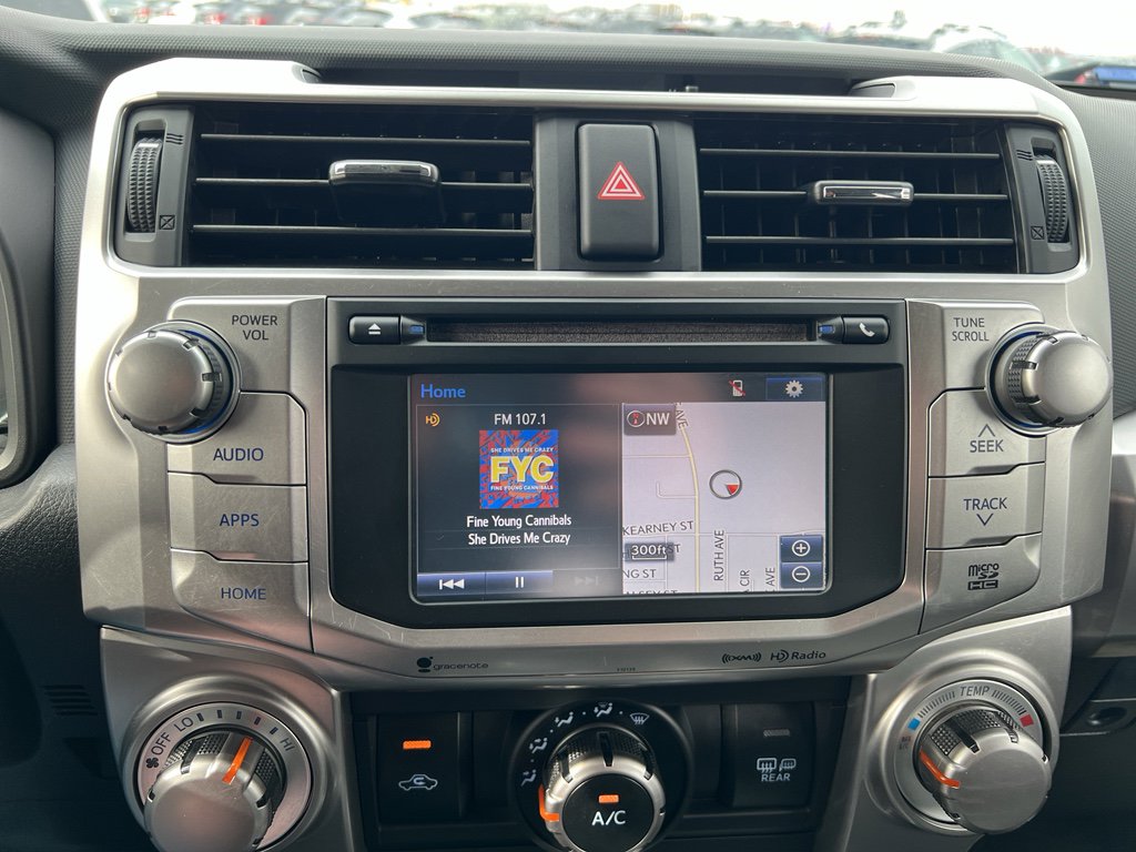 Used 2016 Toyota 4Runner SR5 Premium image 11