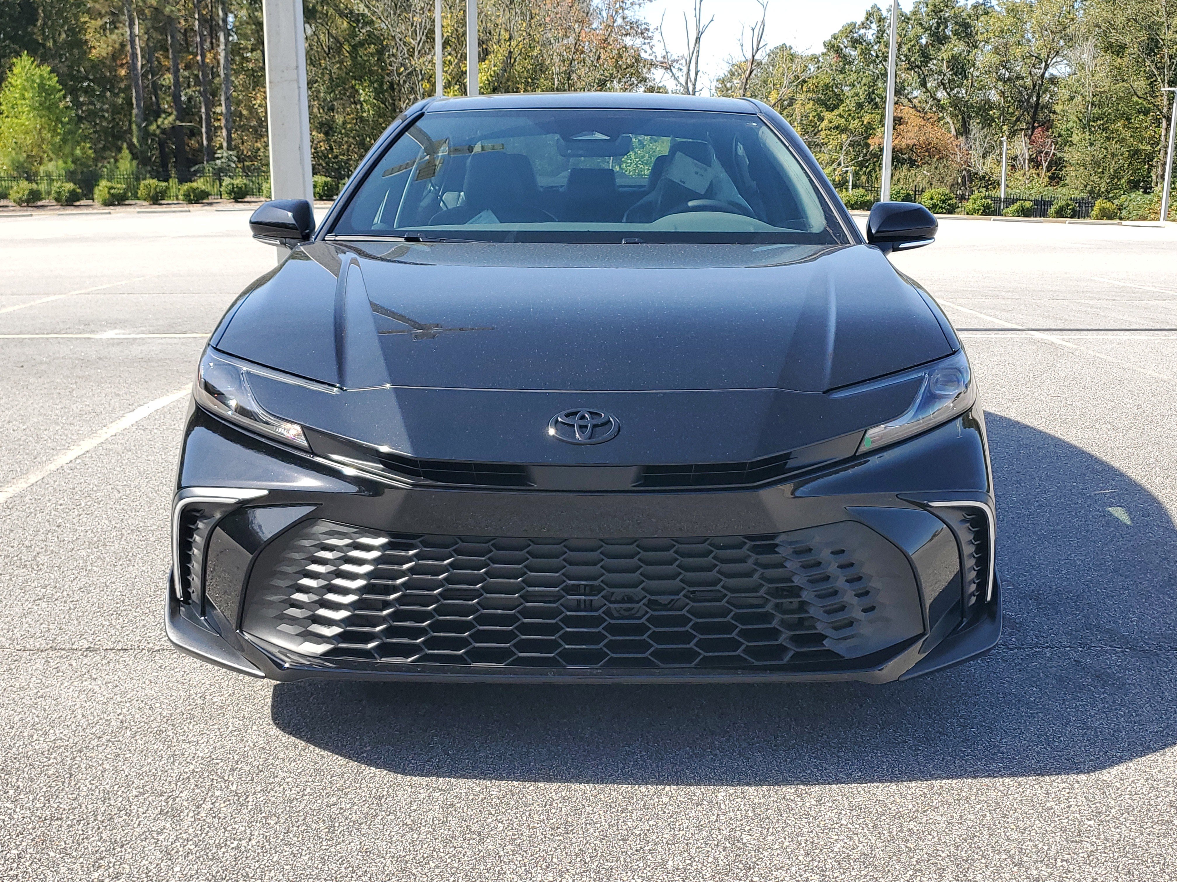 New 2026 Toyota Camry SE video 2