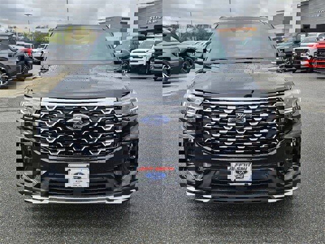 New 2026 Ford Explorer Platinum image 2