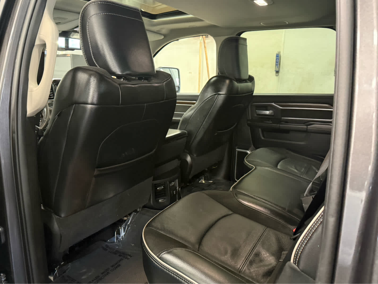 Used 2024 RAM 2500 Laramie image 23