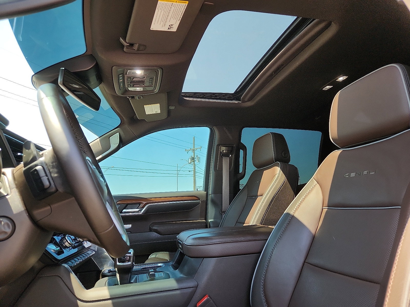 Used 2023 GMC Sierra 1500 Denali image 11