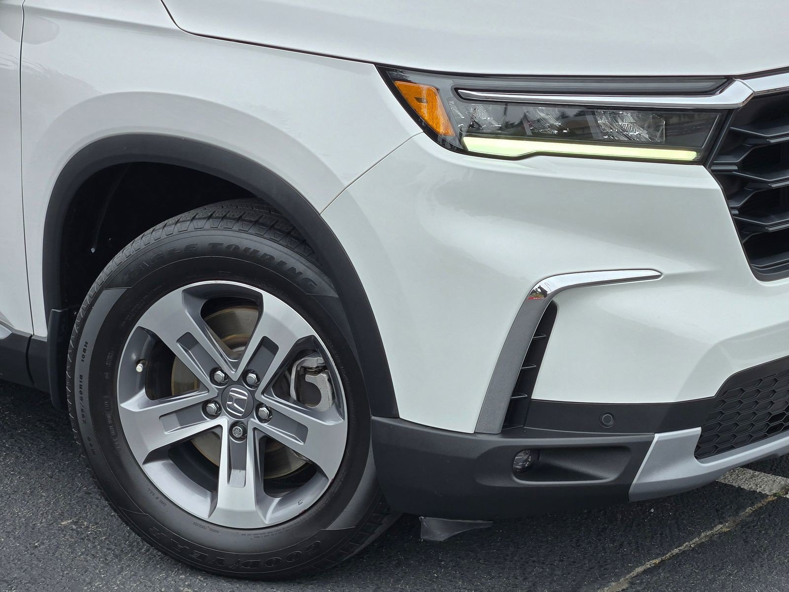 Used 2024 Honda Pilot EX-L image 9