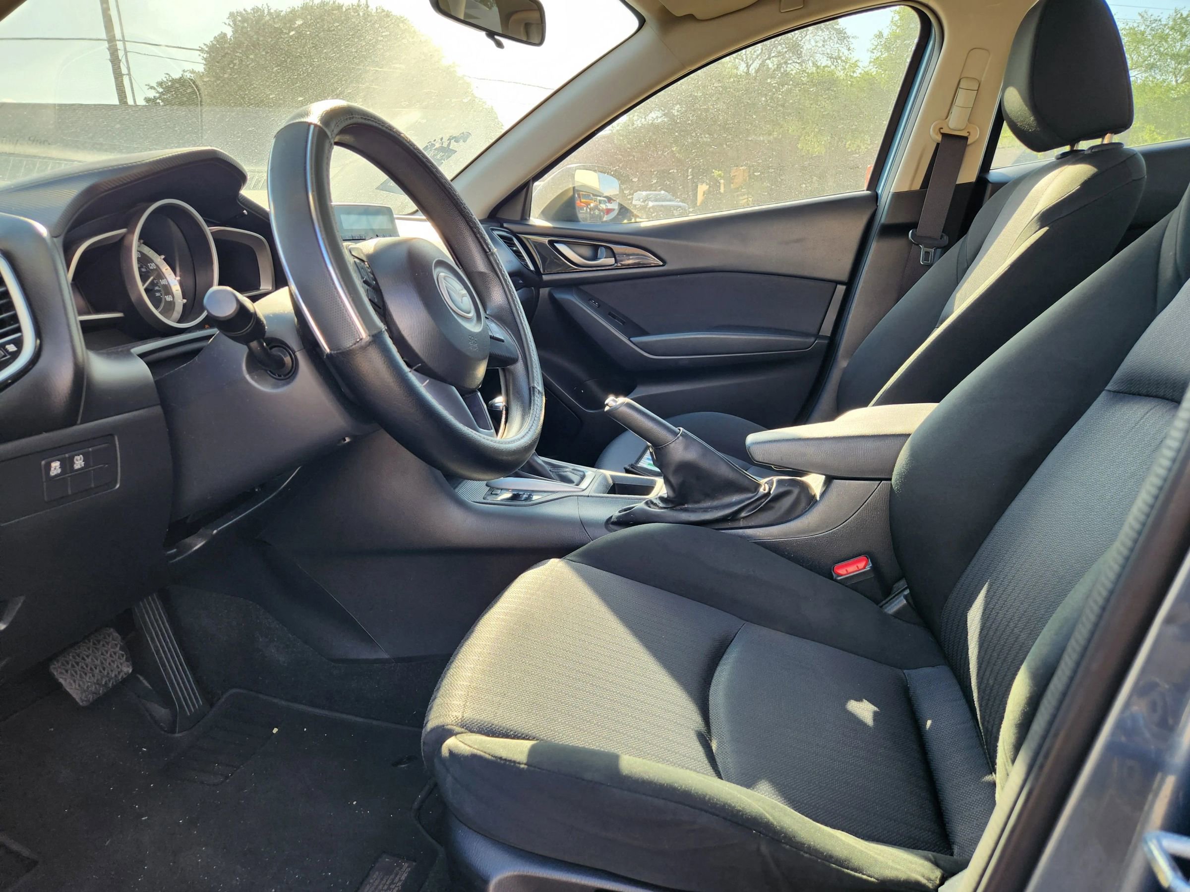 Used 2014 MAZDA MAZDA3 i Sport FWD image 8