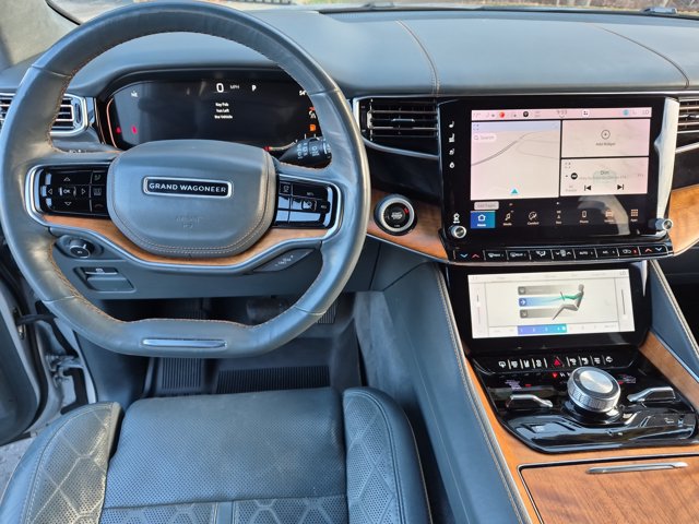 Used 2022 Jeep Grand Wagoneer Series III w/ Rear Seat Video Group 1 AWD/4WD image 14