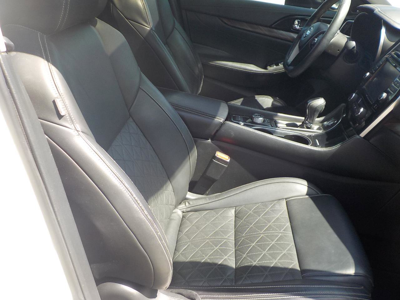 Used 2017 Nissan Maxima Platinum FWD image 42