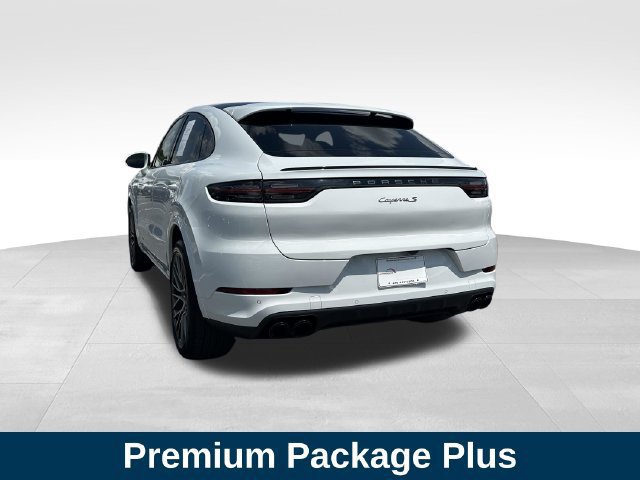 Used 2022 Porsche Cayenne S AWD/4WD image 3