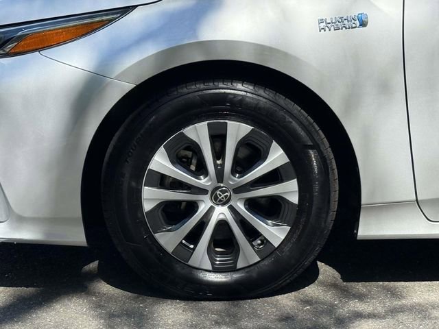 Used 2022 Toyota Prius Prime XLE image 7